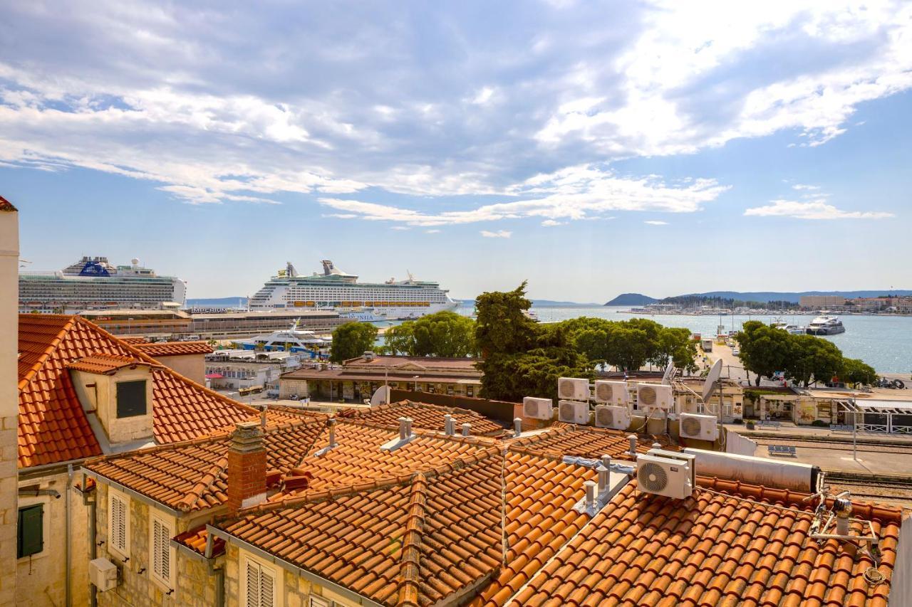 Luxury Apartment Olavia Rooftop Terrace & Seaview Split Extérieur photo